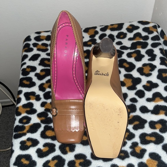 Slightly used camel/Tan colored heels - Picture 2 of 4